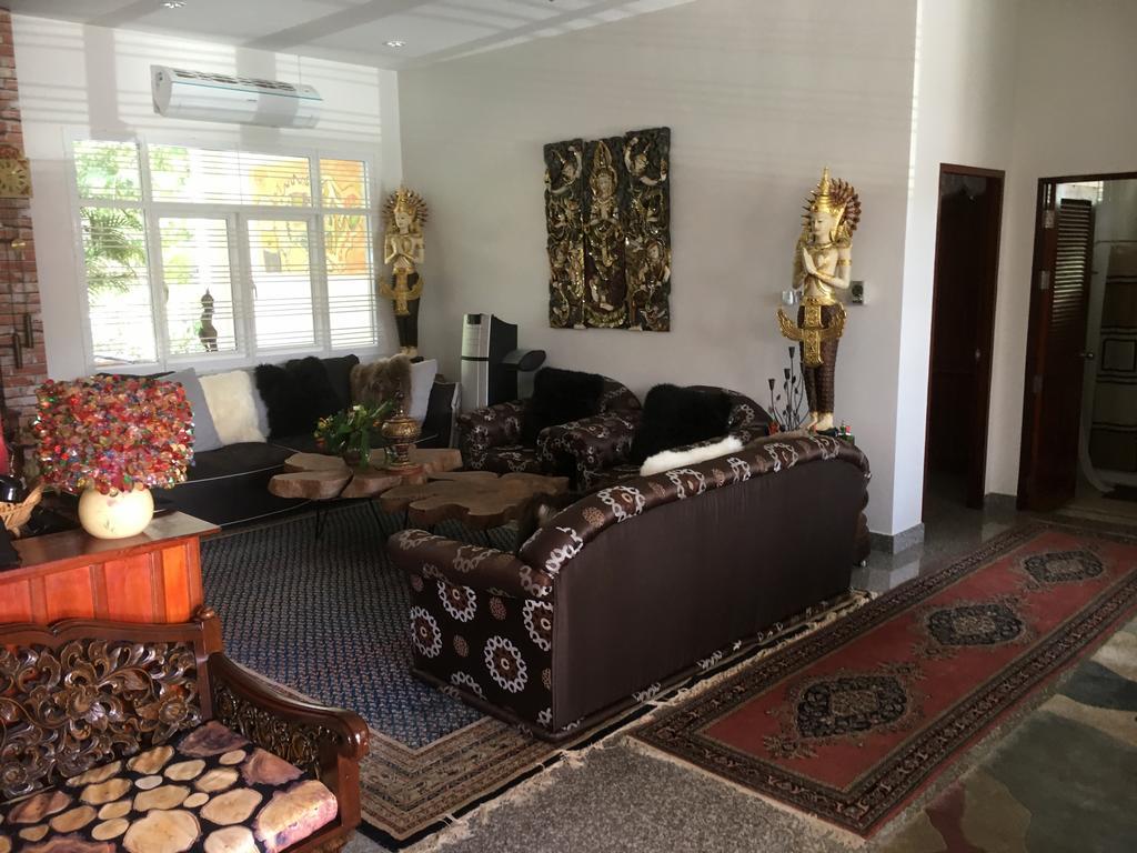 Homestay568 Roi Et Eksteriør billede